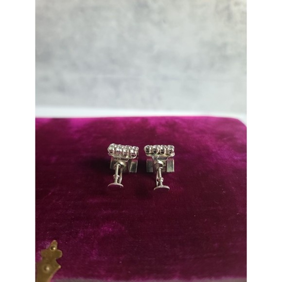 Vintage Clear Rhinestone Screwback Earrings - Picture 5 of 10